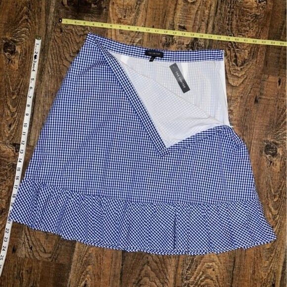 The Limited Skirt​ - Picture 6 of 7